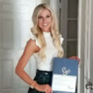 Meet your Posher, Devin